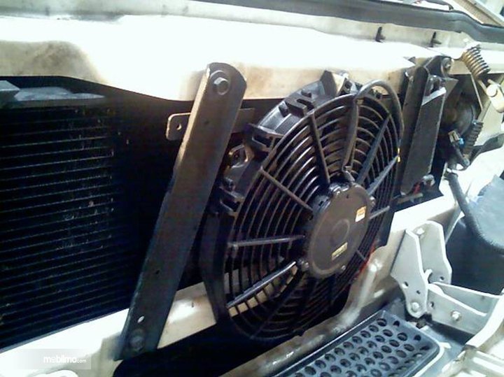 extra fan radiator rusak